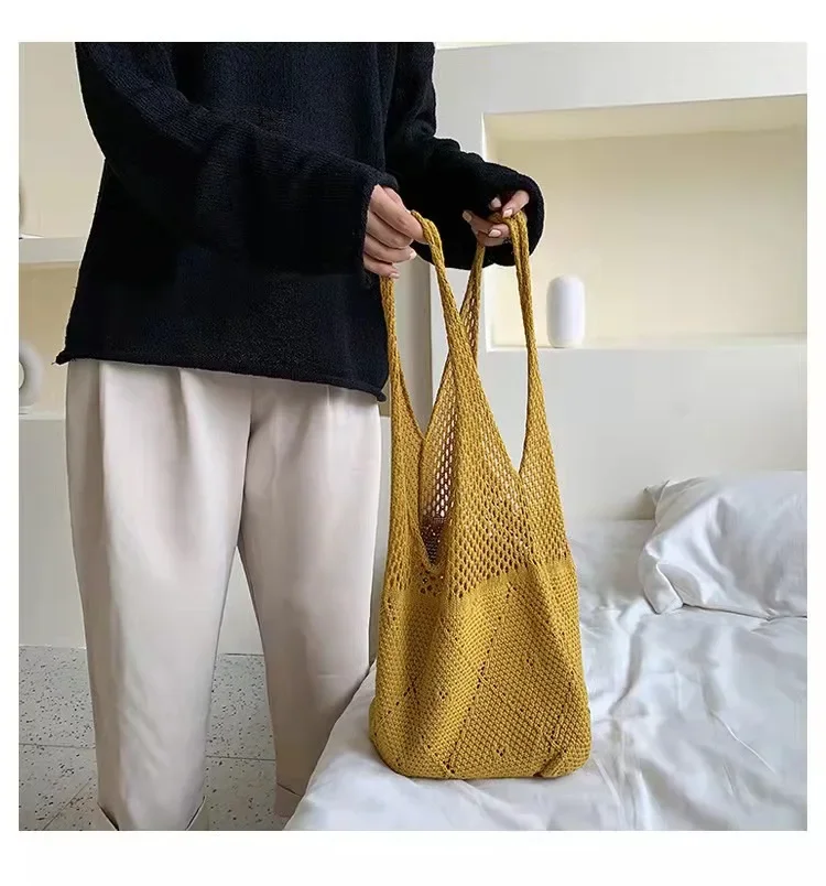 Casava Fashionable Minimalist Knitted